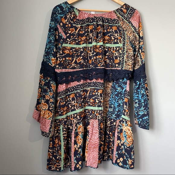 JAASE Boho v-neck crochet hippie shirt size medium - Picture 7 of 8